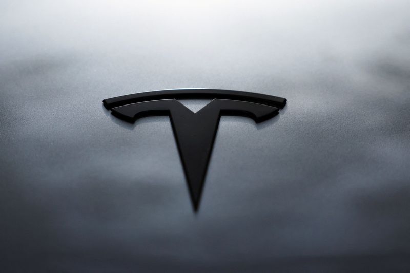 NatPower, Tesla reach deal on first phase of $5 billion battery storage plan