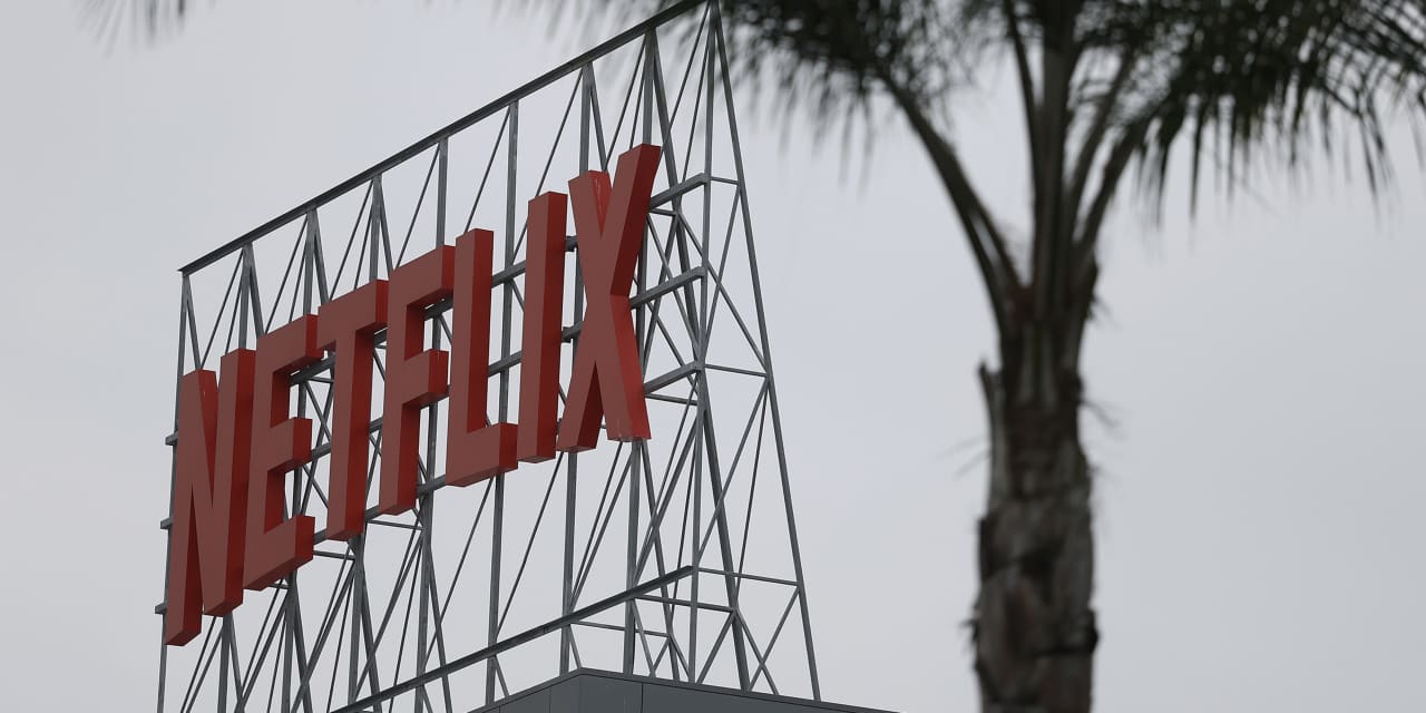 Netflix Stock Drops on Revenue Miss, Engagement Update