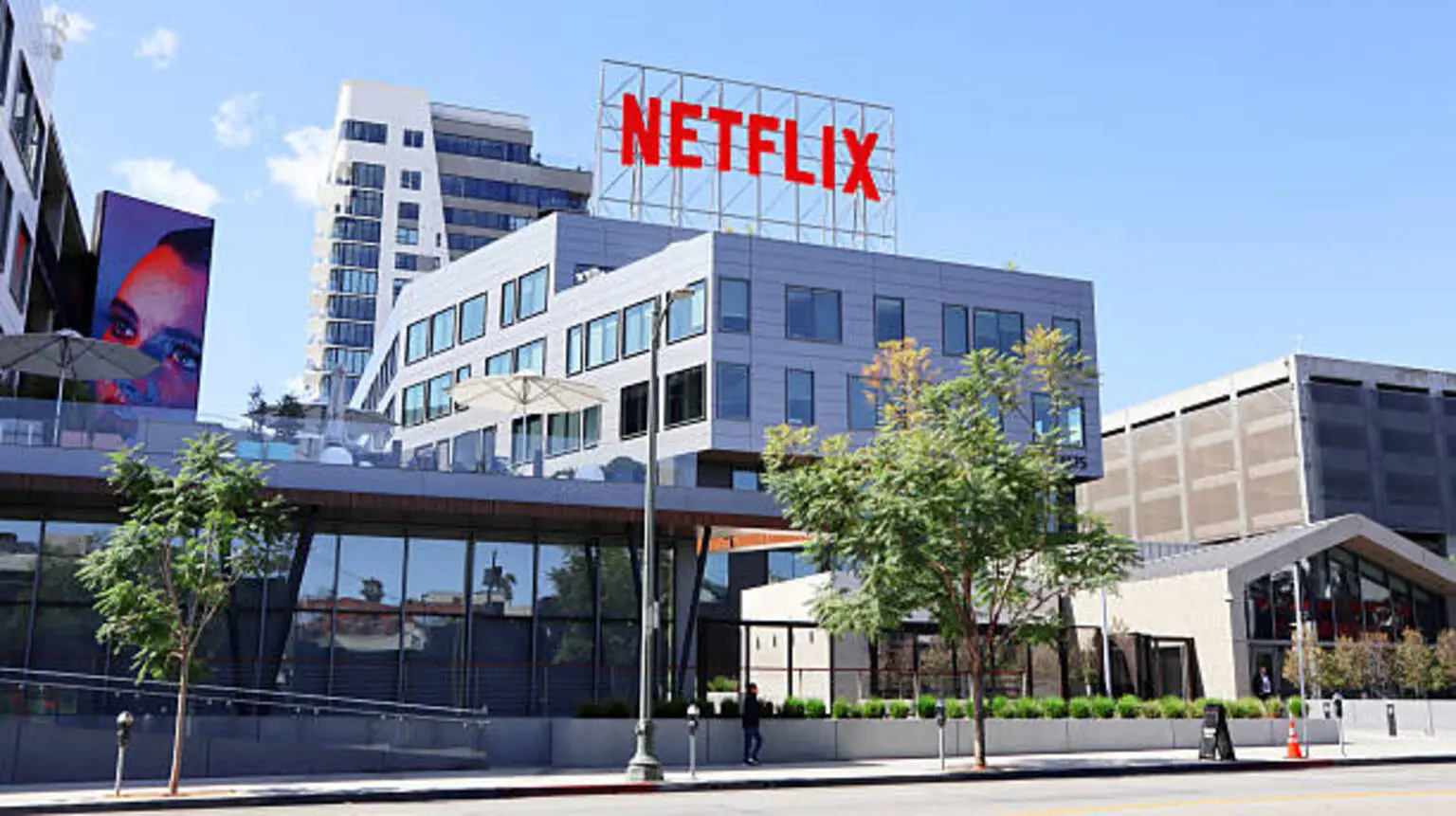Netflix: The Market Isn't Giving Enough Respect To The Streaming Giant (Upgrade)