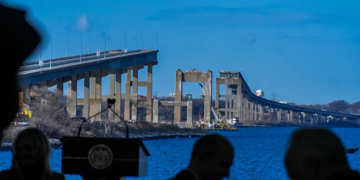 Over 40,000 American bridges have structurally deficient ratings. Why aren’t we using quantum sensors on them?
