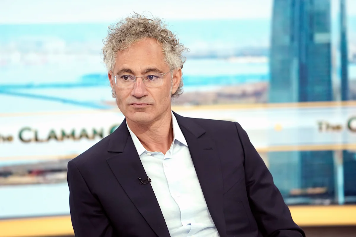 Palantir stock jumps nearly 30% after 'otherworldly' quarter as US commercial business booms