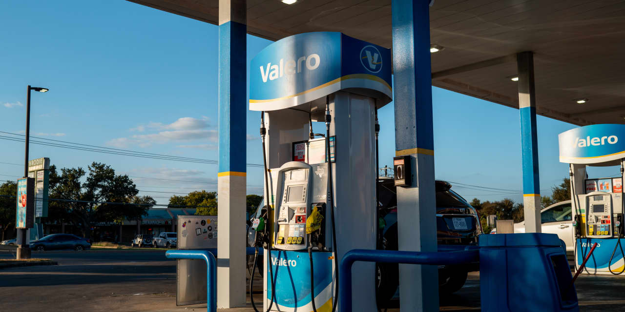 Refining Margins Hit a Record. What That Means for Gas Prices.