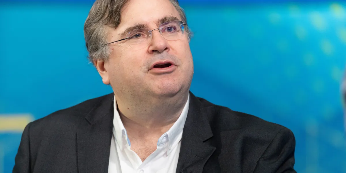 Reid Hoffman says SpaceX is ‘not an AI company’ and xAI is a ‘complete train wreck’—and there’s room for both OpenAI and Anthropic