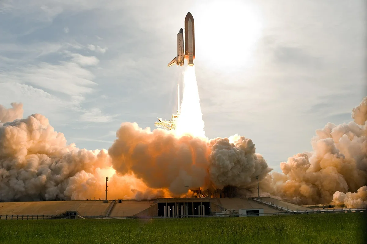 Retail Investors Are Buying This Space Stock, and It’s Not SpaceX (SPCX)