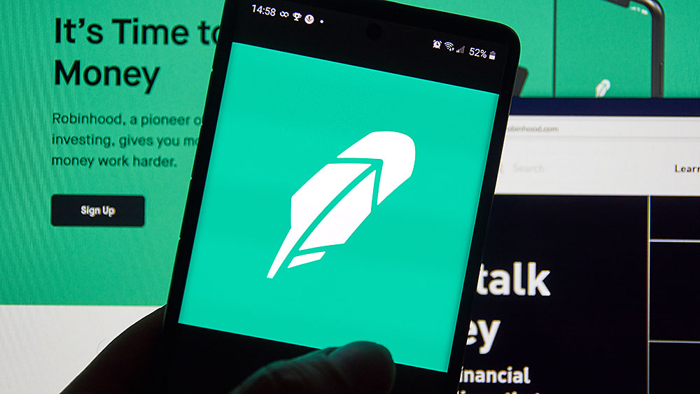Robinhood Earnings Soar Above Views On Record Trading Volumes