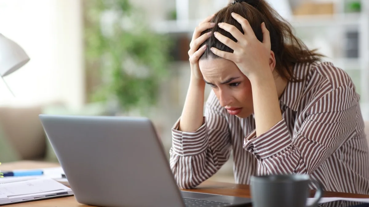 She booked a non-refundable trip, then got called back to the office — lawyers say she's likely out of luck