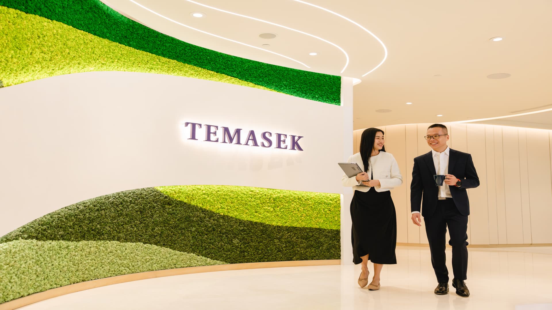 Singapore's Temasek to expand Middle East presence, open Abu Dhabi, Riyadh offices