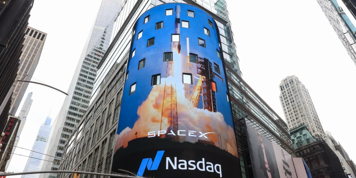 SpaceX and Amazon look like tech twins—but their financials tell a very different story