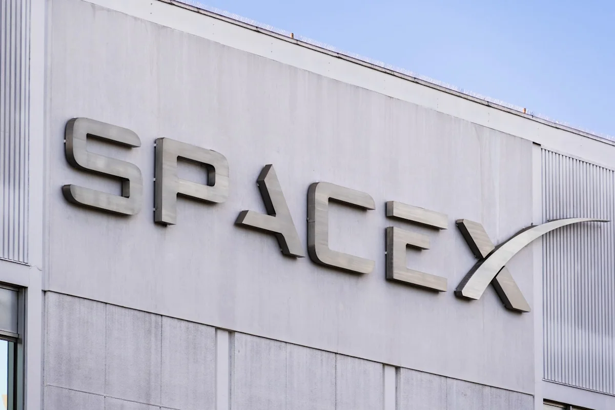 SpaceX Is Eyeing a $20 Billion Bond Sale After Its Historic IPO. What That Means for SPCX Stock Investors.