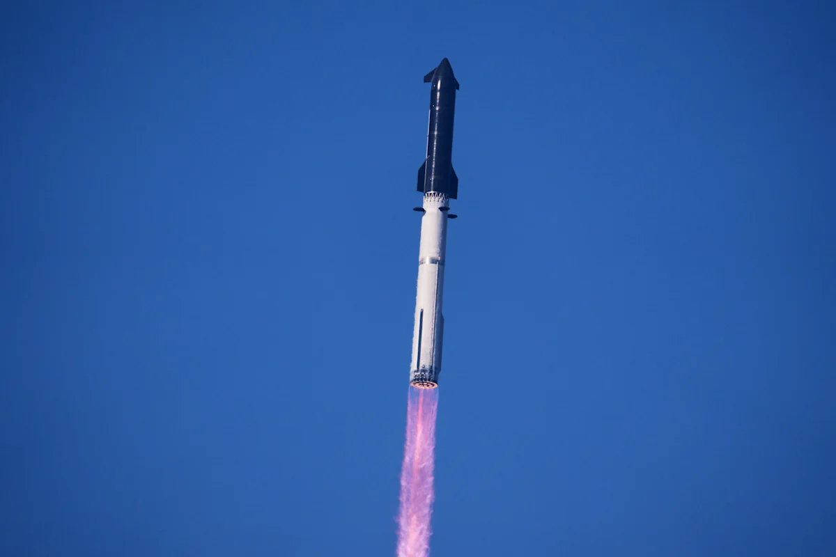 SpaceX stock poised for another all-time low as stock sinks on Tuesday