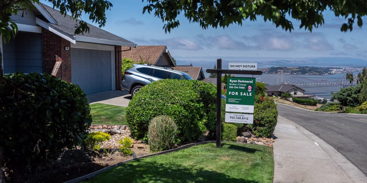 Spring Home-Selling Season Ends on a Bad Note