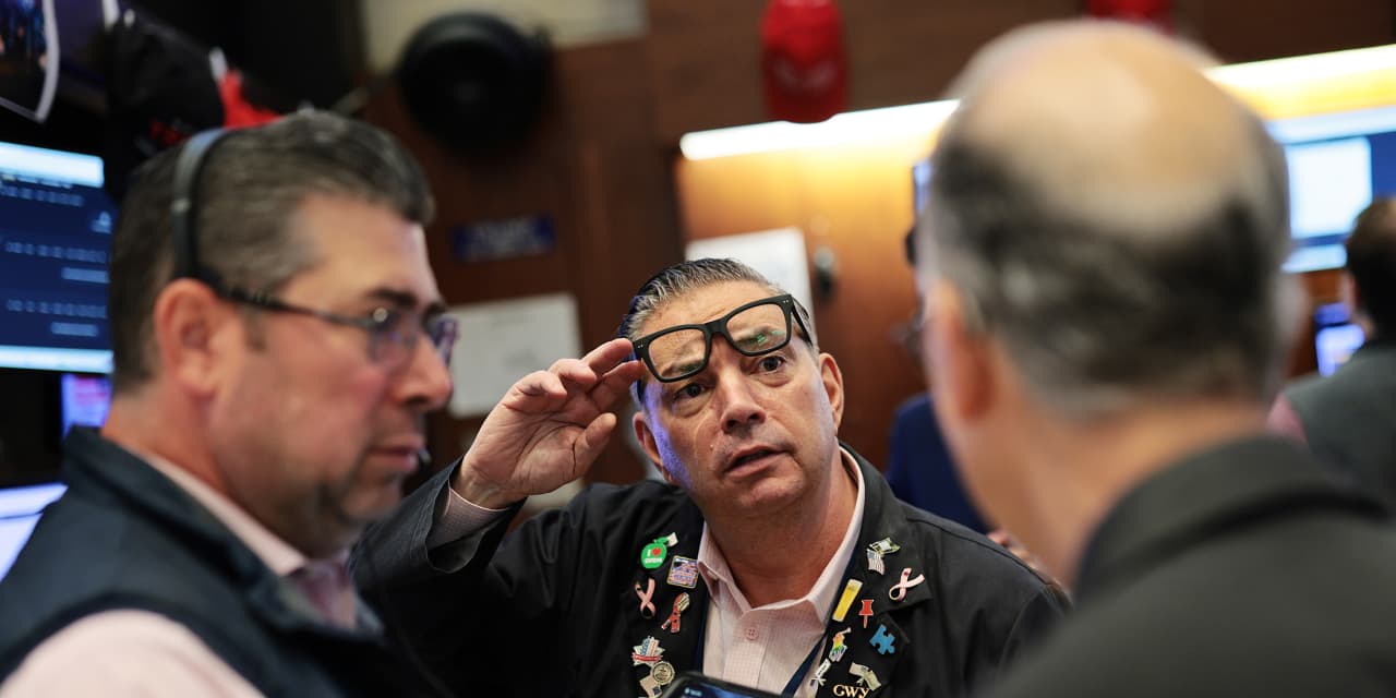 Stock Futures Kick Off Week that Includes Fed Minutes