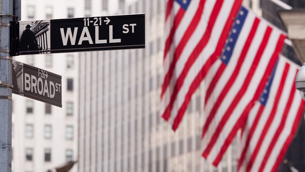 Stock Market Today: Dow Rises, Nasdaq Falls As AI Stocks Sandisk, Western Digital Plunge On Earnings (Live Coverage)