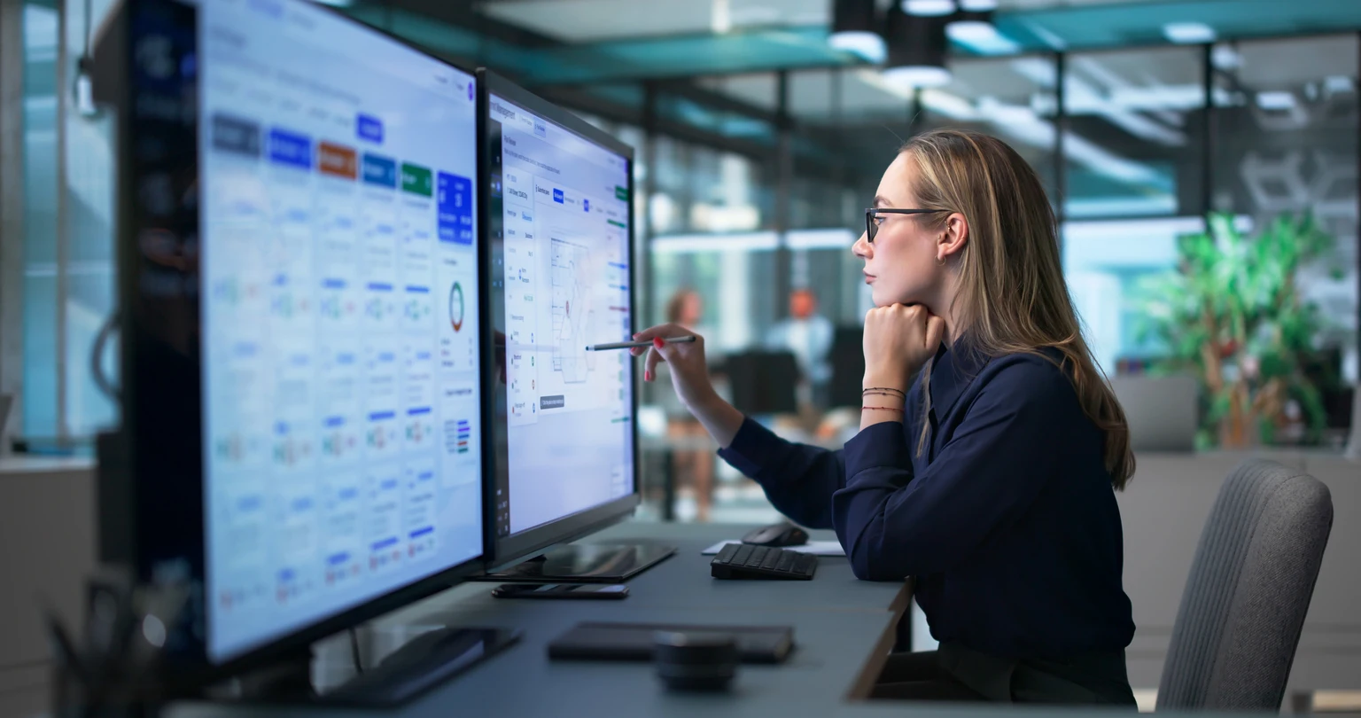 Tech Sector Pullback Gains Momentum