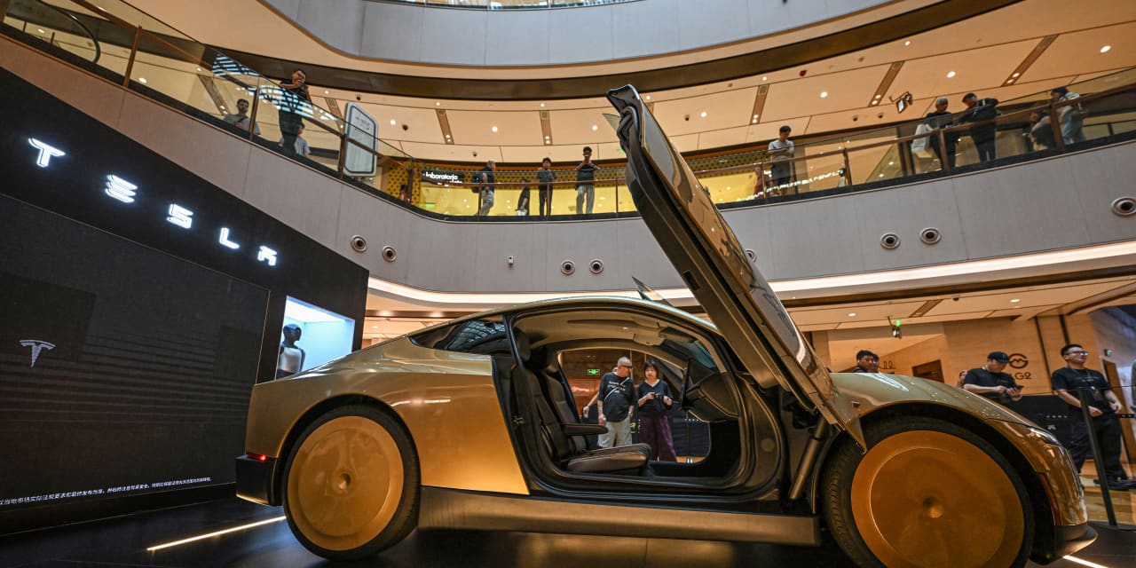 Tesla Stock Is Up. Elon Musk’s EV Maker Is Investment Grade.