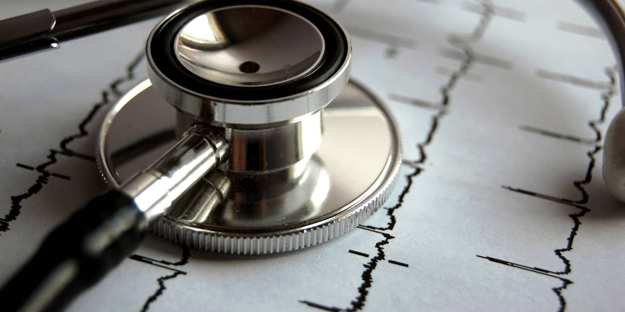 This Healthcare Stock Is Today’s Best in the S&P 500