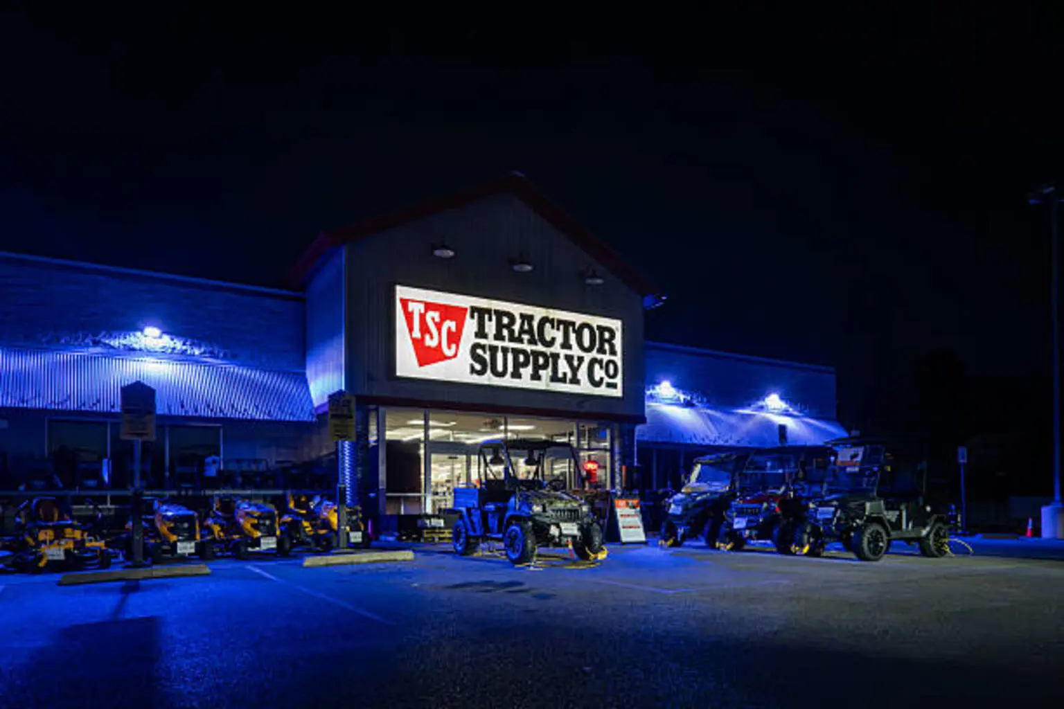 Tractor Supply Q3: Caution Is Warranted (Rating Downgrade)