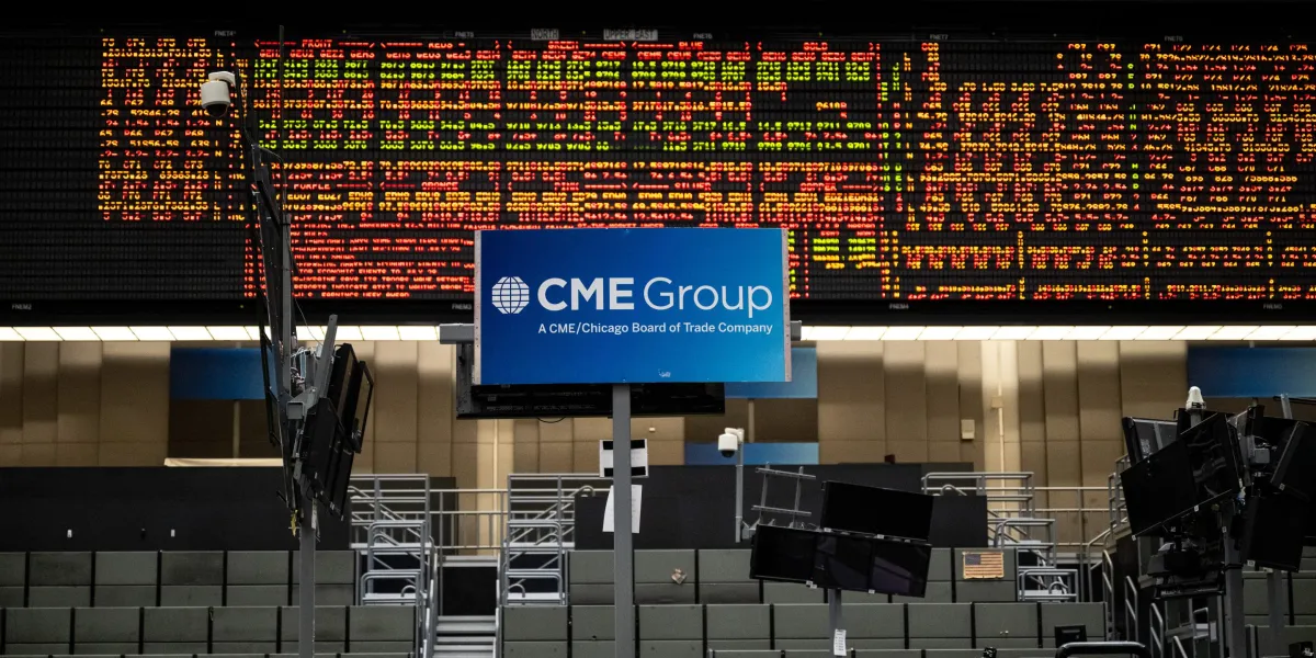 Traders are getting a new tool to wager on the biggest U.S. stocks