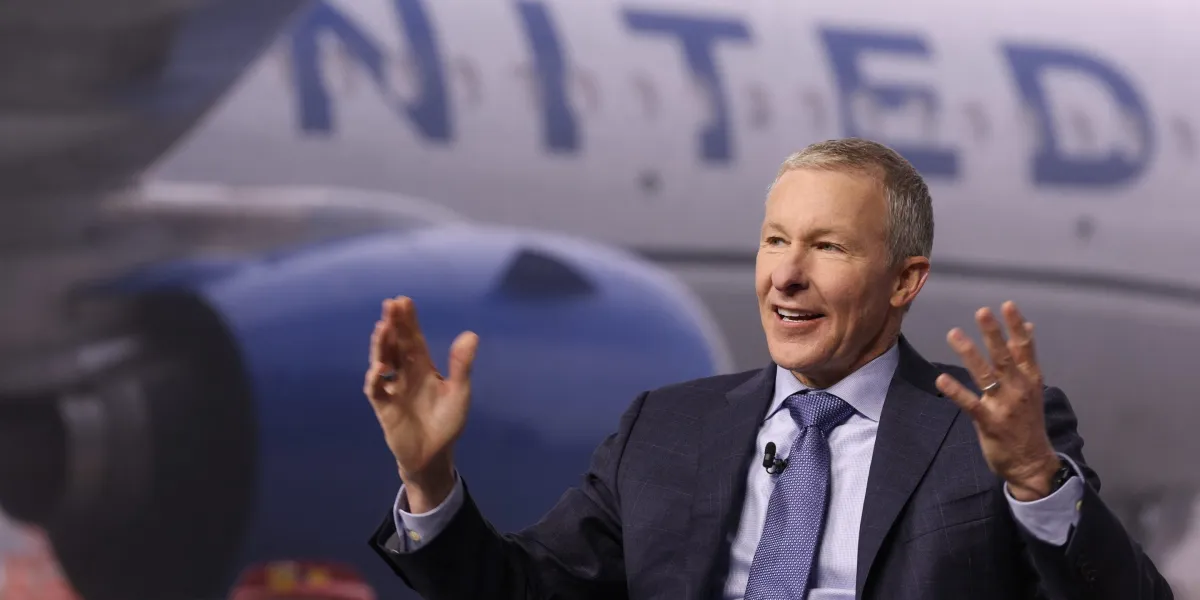 United Airlines’ new ‘Economy Plus’ offering is an empty middle seat next to you