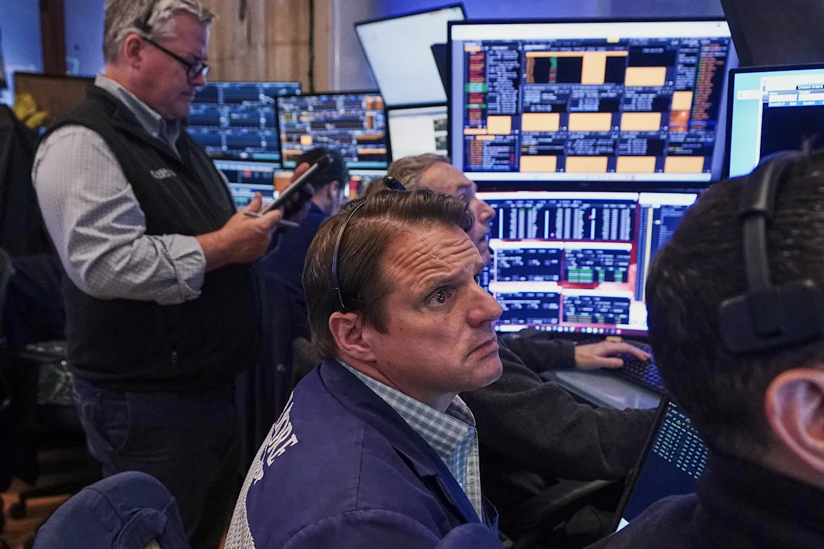 US stocks rise as Wall Street shows it's still hungry for AI winners