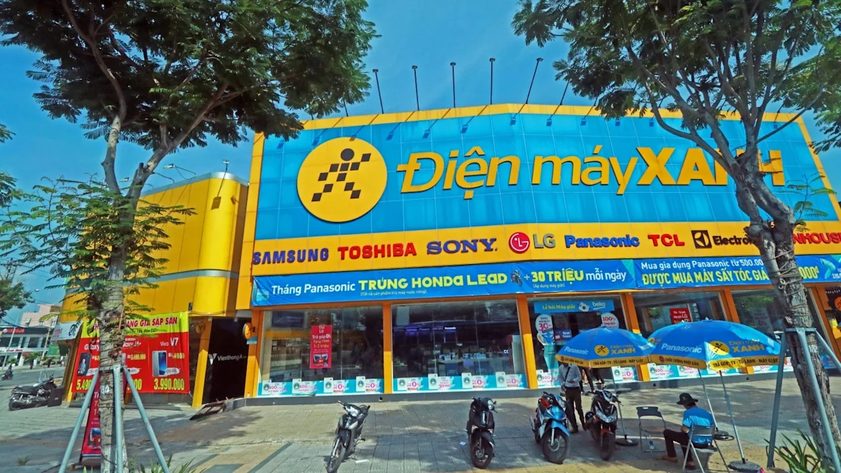 Vietnam’s Dien May Xanh raises over $500m in IPO