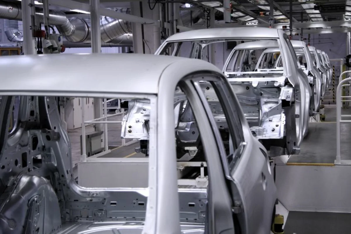 VinFast Auto Ltd. (VFS) A Top Mid-Cap Stock to Own for Decades Amid EV Sales Growth and US Expansion Drive