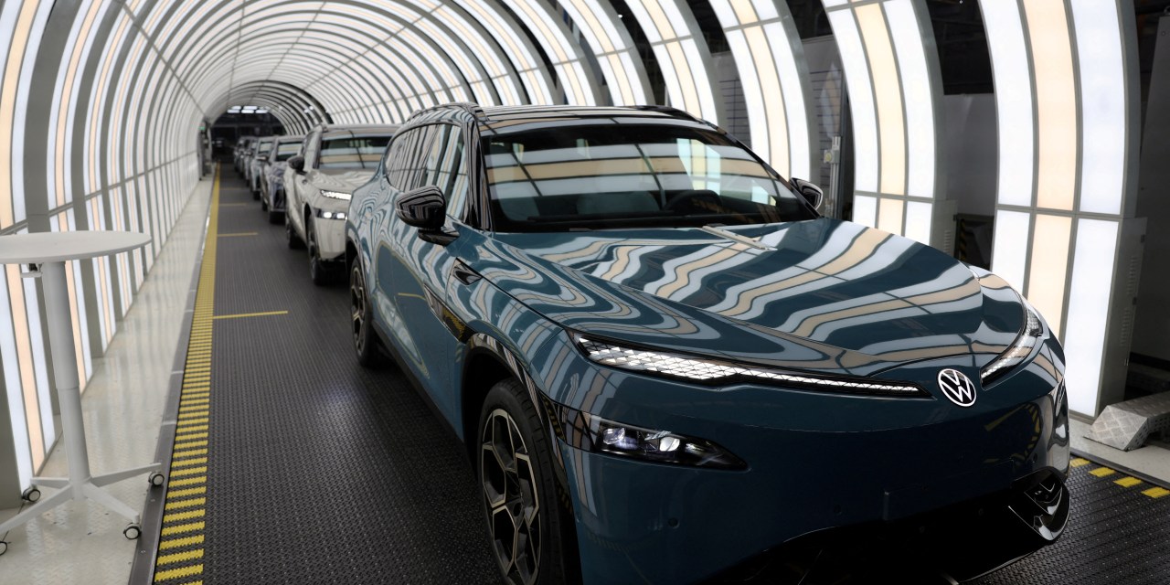 Volkswagen Seeks to Halve Model Lineup and Shrink Capacity to Cut Costs