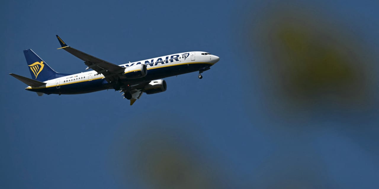 Where Boeing Stock Is Headed After the Ryanair Window Blowout