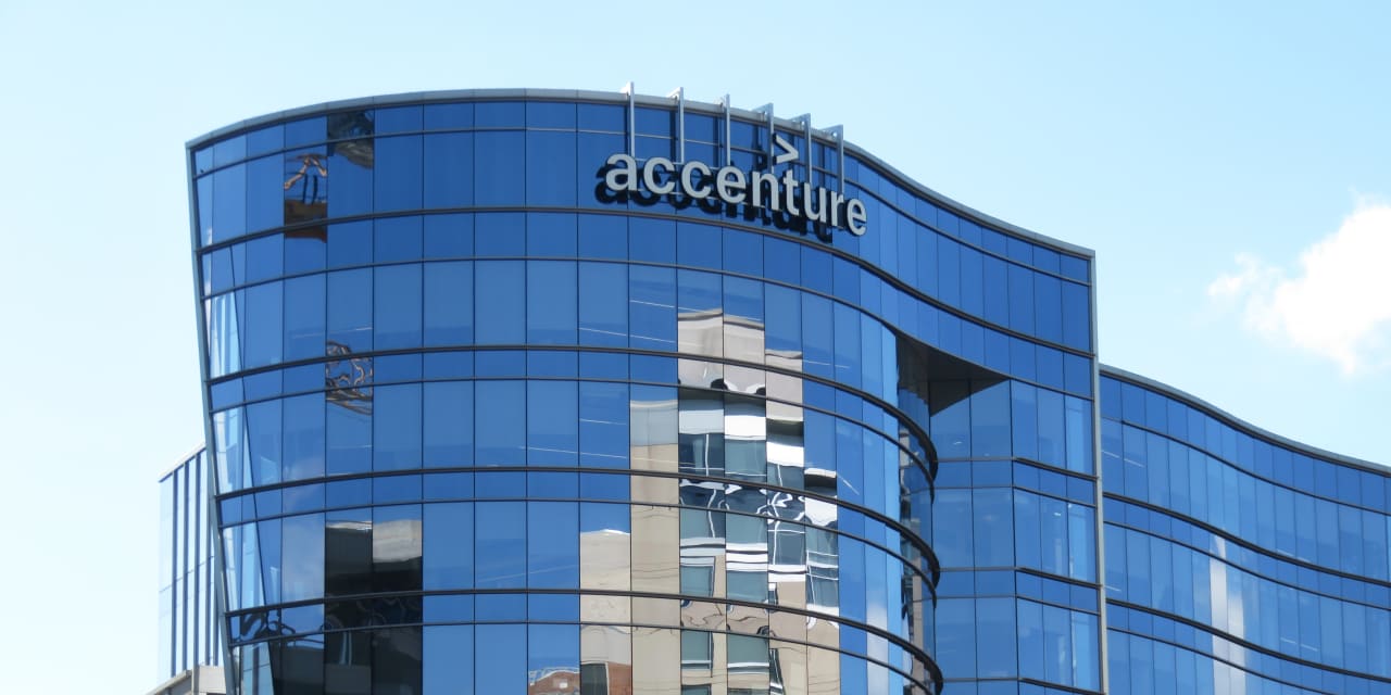 Why Accenture Stock Is Sinking 15% After Earnings and a Big Acquisition