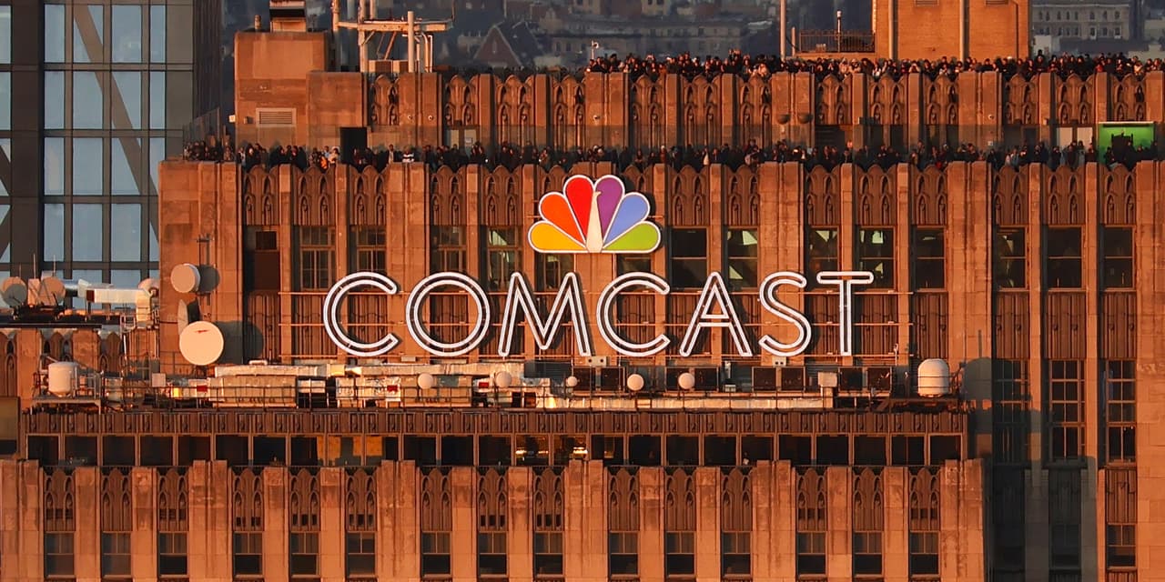 Why Comcast Stock Is One of the Worst Performers in the S&P 500 Today