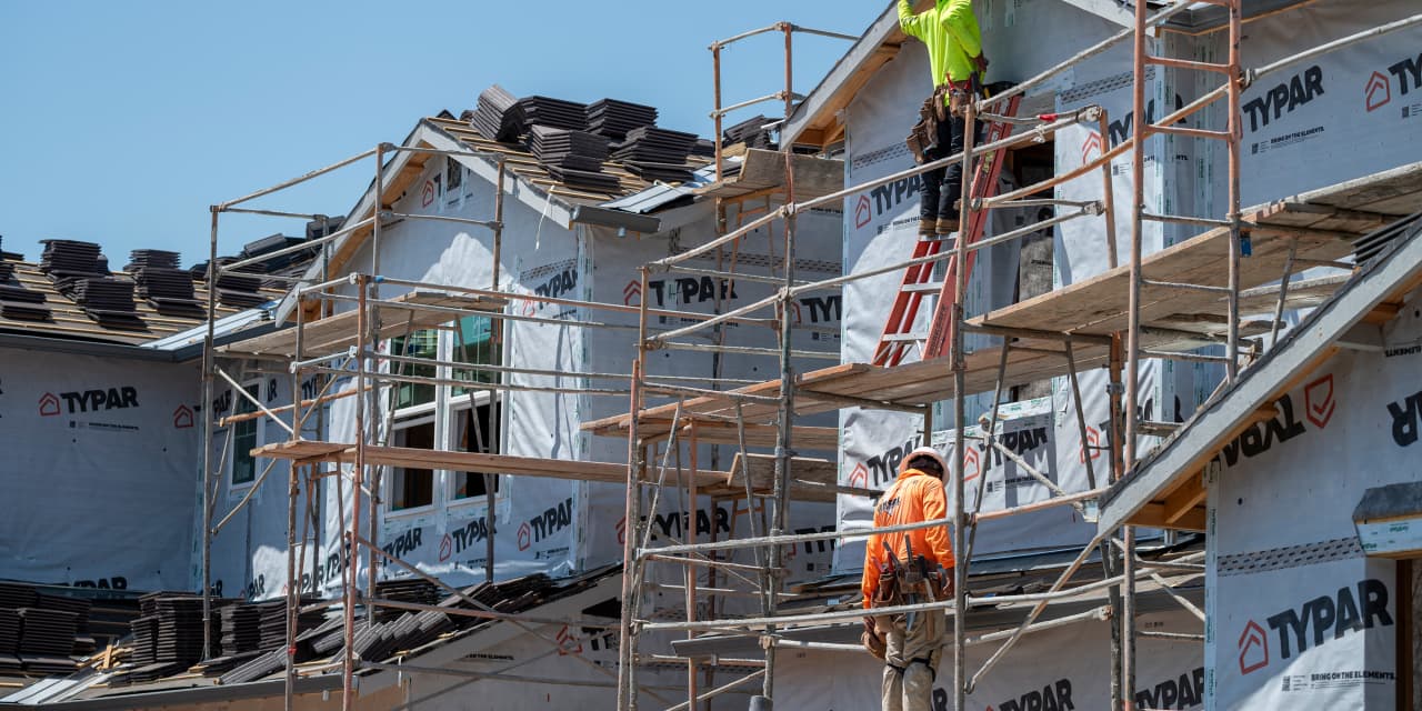 Why Oil Prices Could Make Your House More Expensive, According to PulteGroup