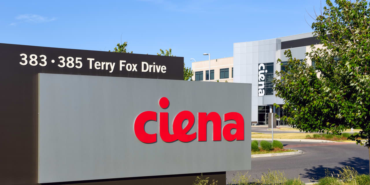 Why This AI Bottleneck Means Ciena Stock Has 58% Upside
