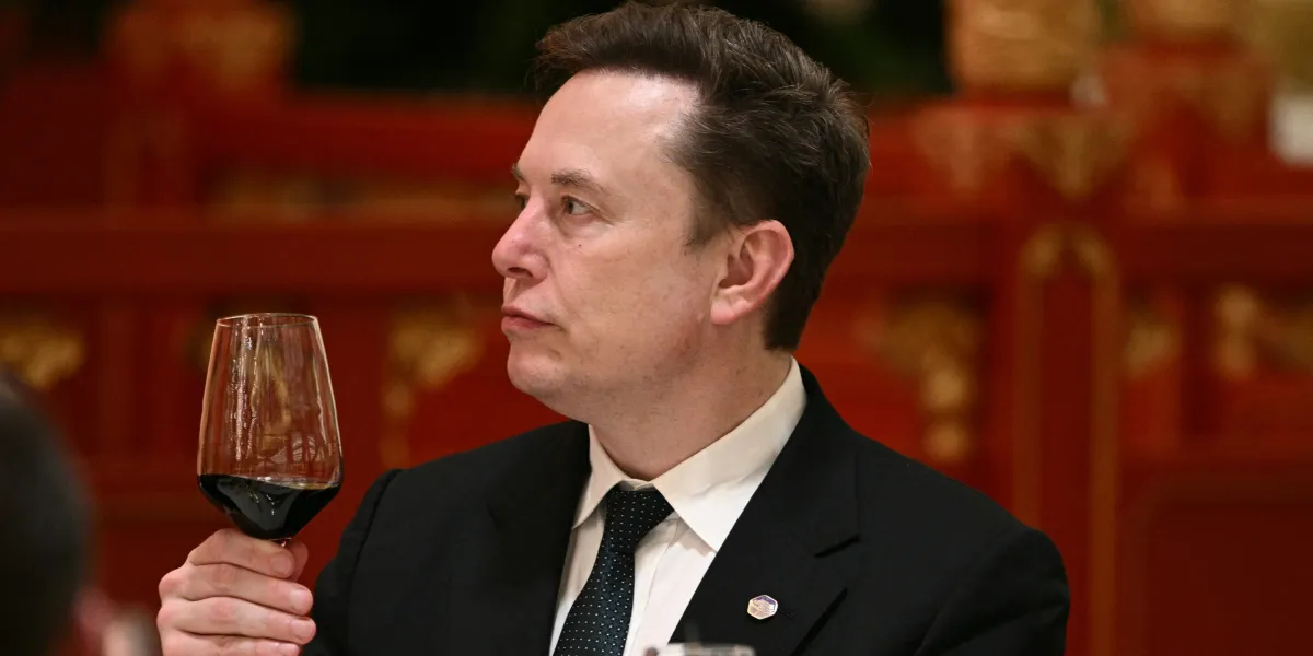 With SpaceX IPO, Elon Musk is the world’s first trillionaire—but he mostly lives in a tiny home in south Texas. ‘There is no food in the fridge’